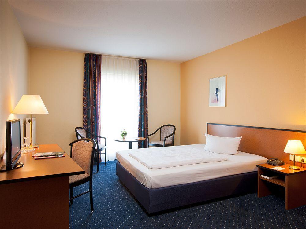 Achat Hotel Zwickau Exterior photo